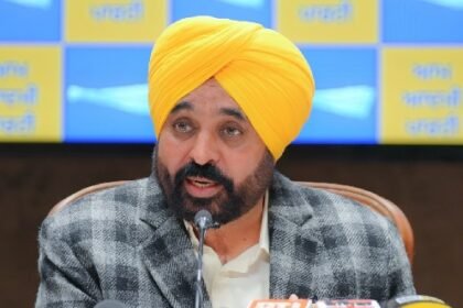 Punjab News … डल्लेवाल जी अपना मरणव्रत खत्म करें, उनकी जान देश के लिए कीमतीः भगवंत मान