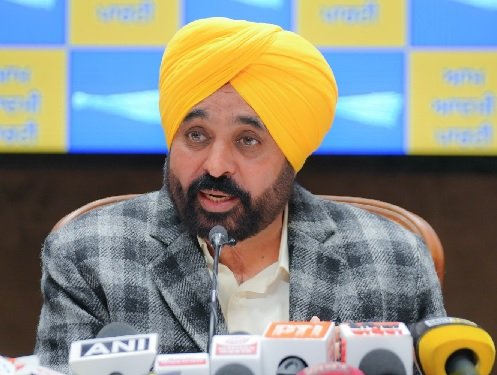 Punjab News … डल्लेवाल जी अपना मरणव्रत खत्म करें, उनकी जान देश के लिए कीमतीः भगवंत मान