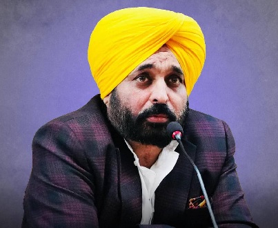 मुख्यमंत्री मान ने केंद्रीय नागर विमानन मंत्री से की बात, युद्ध प्रभावित अरब देशों में फंसे पंजाबियों को तुरंत निकालने की मांग की