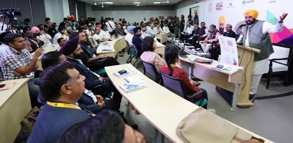 पंजाब उद्योग और वाणिज्य को प्रोत्साहन देने के लिए लुधियाना, न्यू चंडीगढ़ और अमृतसर में तीन विश्व स्तरीय प्रदर्शनी केंद्र स्थापित करेगा: भगवंत मान*