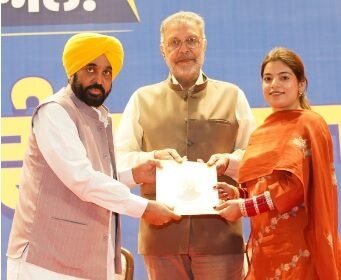 पंजाब में ‘आप’ सरकार के तहत आई ‘रोजगार क्रांति’; मुख्यमंत्री भगवंत सिंह मान ने 818 युवाओं को नियुक्ति पत्र सौंपे