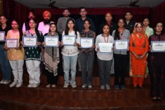 पब्लिक-पॉलिसी इंटर्नशिप प्रोग्राम के तहत 5वाँ बैच सफलतापूर्वक पूरा, इंटर्न्स को सर्टिफिकेट प्रदान