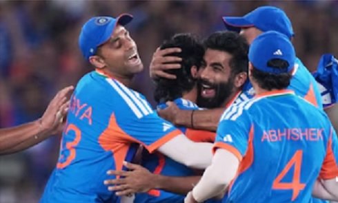 टीम इंडिया पर नोटों की बरसात, जीत के बाद इतनी इनामी राशि जीती