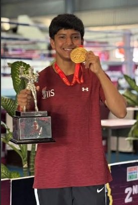 एचएमवी की बॉक्सर निवेदिता कार्की ने जीता स्वर्ण पदक और बेस्ट बॉक्सर अवार्ड