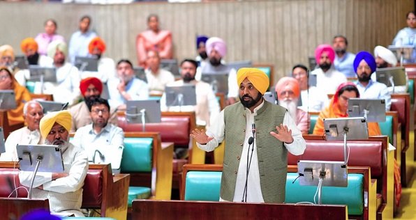 भगवंत मान सरकार का ऐतिहासिक फैसला, बेअदबी के लिए उम्र कैद की सजा