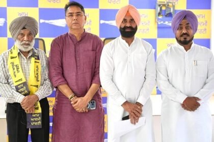 पूर्व IAS अधिकारी डॉ. स्वर्ण सिंह AAP में शामिल