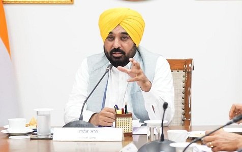 अब पंजाब में सरकारी कर्मचारी ठेके पर नहीं रखे जाएँगे और पुराने ठेके के कर्मचारियों को पक्का किया जाएगा