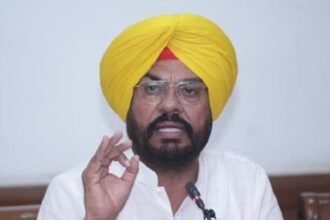प्रधानमंत्री मोदी माफी मांगेंः AAP पंजाब