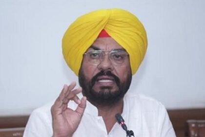 प्रधानमंत्री मोदी माफी मांगेंः AAP पंजाब
