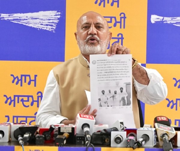 भाजपा लोगों को डराने-धमकाने और पार्टी में शामिल करने के लिए ईडी और सीबीआई का दुरुपयोग कर रही है: बलतेज पन्नू