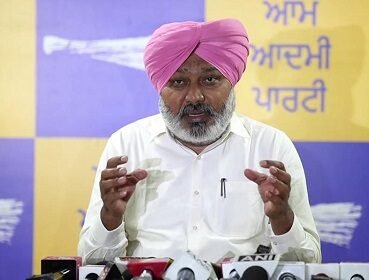 भाजपा विरोधी सरकारों को कुचलने के लिए ईडी, सीबीआई और चुनाव आयोग का उपयोग कर रही है: हरपाल सिंह चीमा