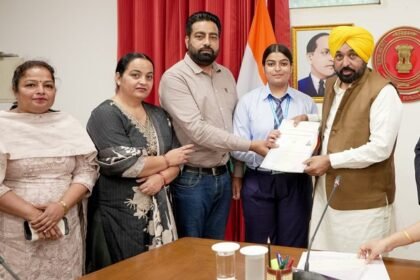 भगवंत मान सरकार की शिक्षा क्रांति का असर, पंजाब के 416 सरकारी स्कूलों की 12वीं कक्षा का रिजल्ट 100 प्रतिशत रहा
