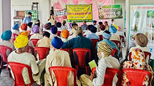 ‘खेत बचाओ’ मुहिम के तहत गांव अरजनवाल में ब्लॉक स्तरीय किसान जागरूकता कैम्प लगाया गया