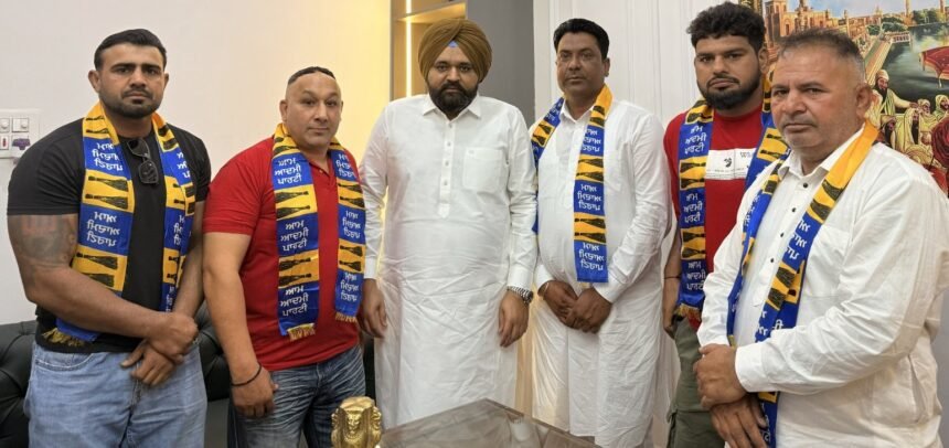 अंतरराष्ट्रीय कबड्डी स्टार AAP में हुए शामिल, पार्टी की जन हितैषी नीतियों में जताया भरोसा