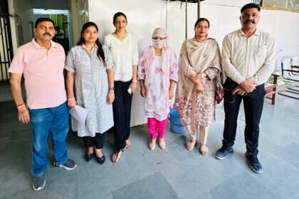 20,000 रुपये रिश्वत लेते हुए सब-इंस्पेक्टर को विजिलेंस ब्यूरो ने रंगे हाथ गिरफ्तार किया