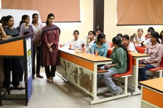 उज्ज्वल भविष्य की दिशा में पालमपुर, हिमाचल प्रदेश के विद्यार्थियों ने किया सेंट सोल्जर ग्रुप का शैक्षणिक भ्रमण