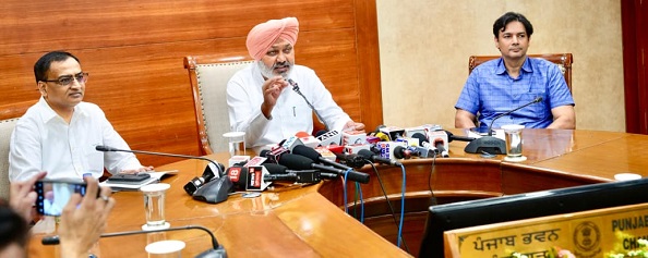 1,279 नई सरकारी बसों के शामिल होने से पंजाब सार्वजनिक परिवहन अवसंरचना के क्षेत्र में भारत का नंबर-1 राज्य बनेगा : हरपाल सिंह चीमा